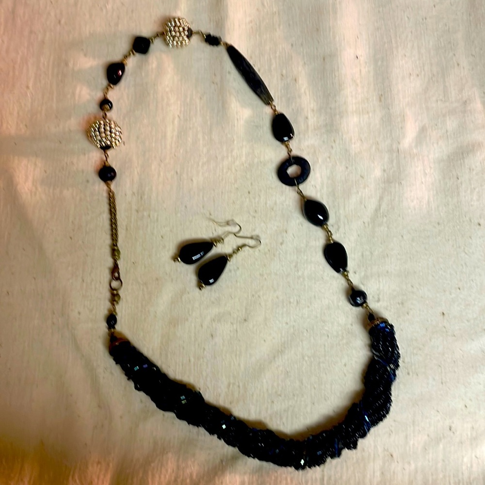 Necklace and earring set.